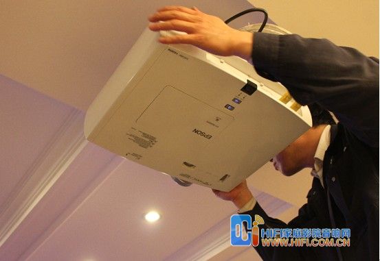 家庭影院投影机调试