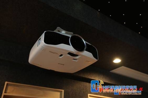 家庭影院投影机