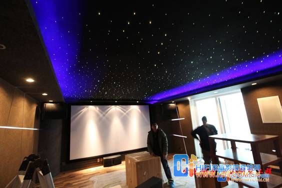 家庭影院装修完成音响设备安装