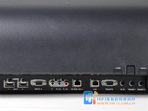  索尼VPL-VW1000ES家庭投影机