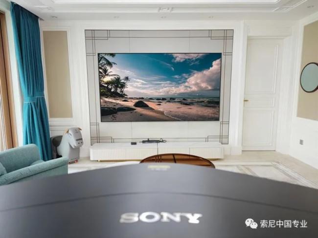 索尼VPL-VW898家庭影院投影机体验