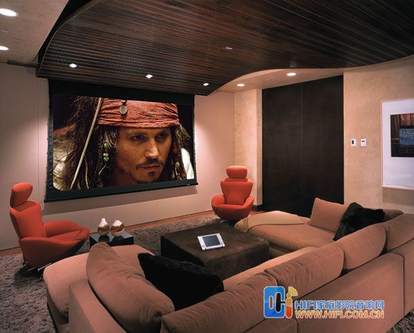 现代曲线风格的家庭影院设计
