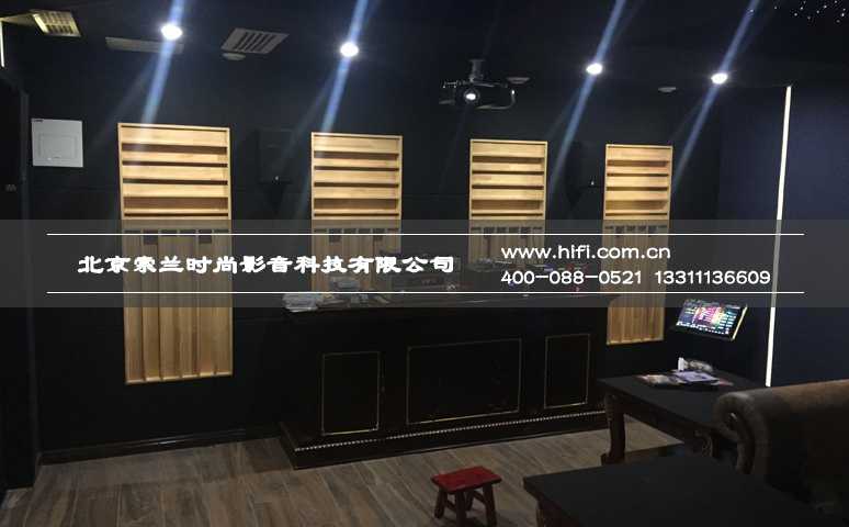 私人家庭影院装修后墙设计