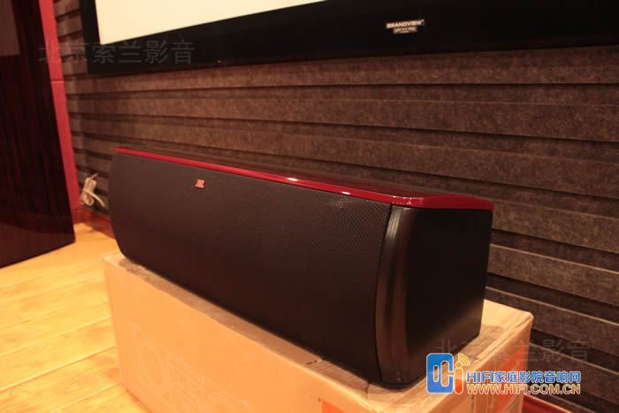 富力湾简约而不简单大气的影音室