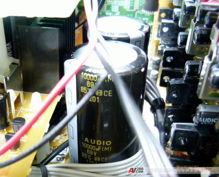 01m.jpg (103004 字节)